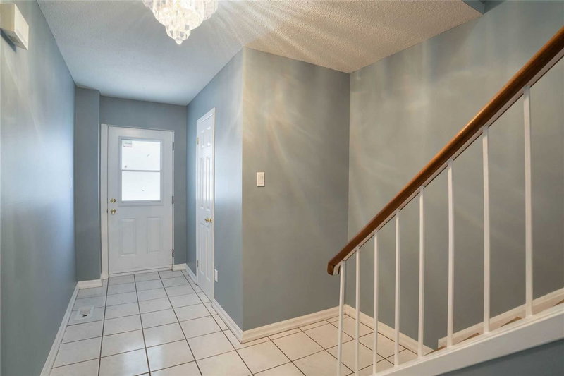 34 - 2700 Battleford Rd, Mississauga, L5N2S7 | Image 3