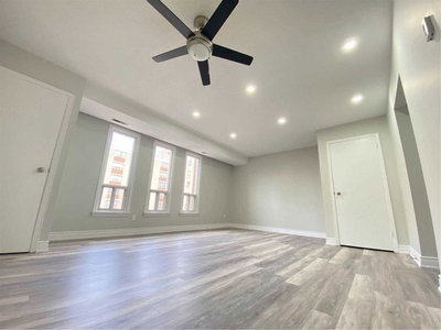 Townhouse sold at 27-16 Rexdale Boulevard, Toronto, Ontario, M9W 5Z3 - Rexdale-Kipling - MLS: W5776832