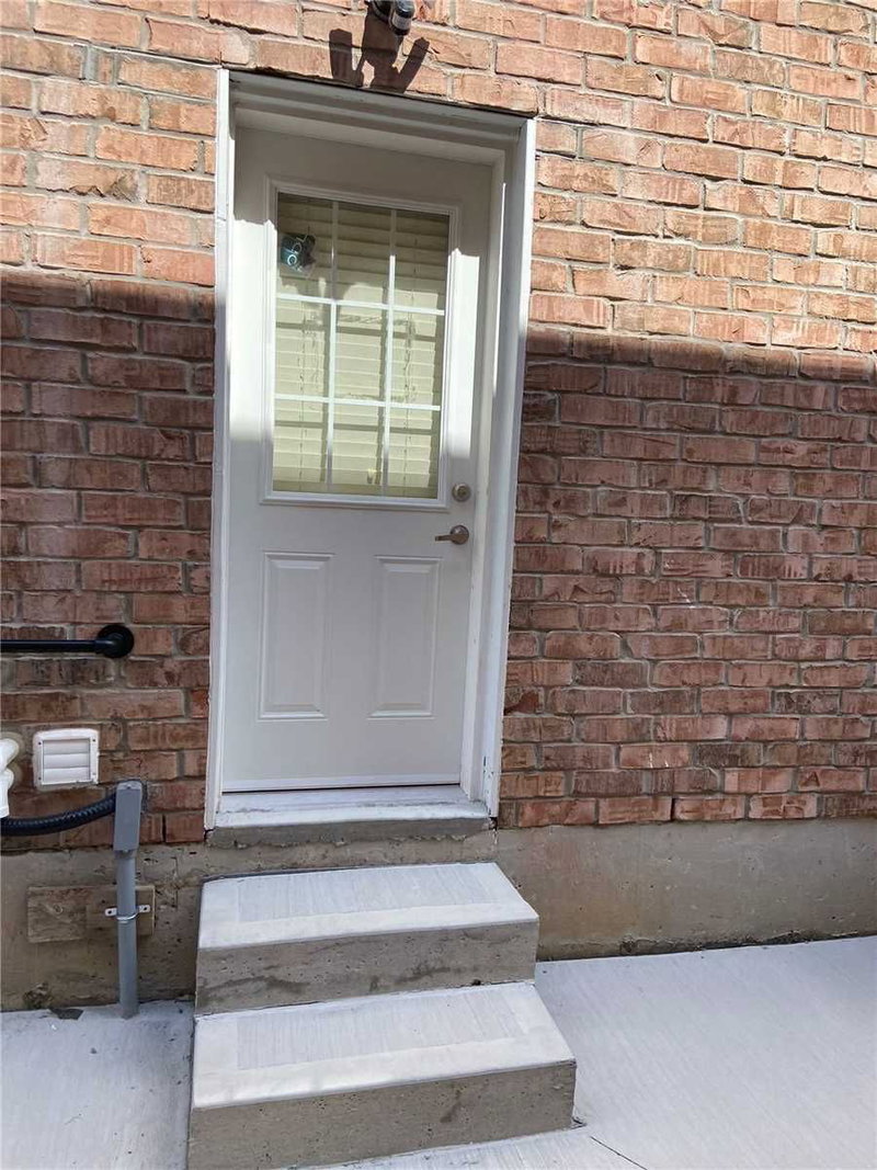 7 Vinewood Rd, Caledon, L7C4A9 | Image 2