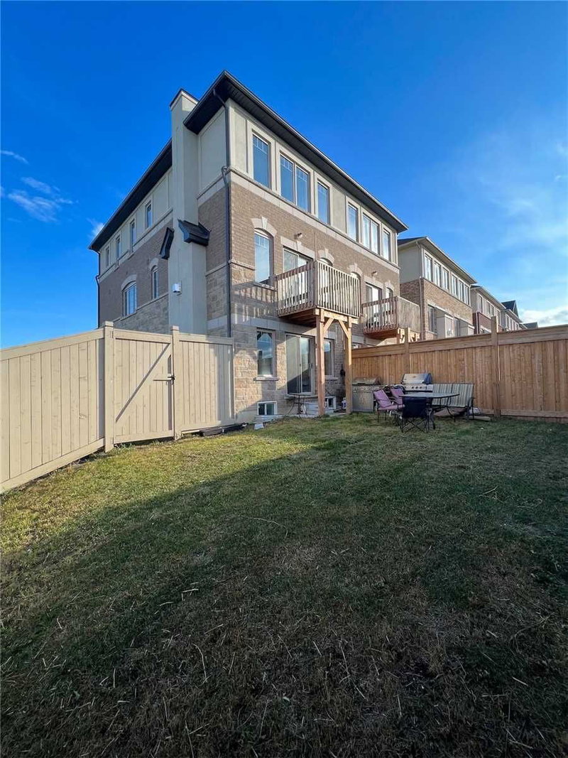 3836 Tufgar Cres, Burlington, L7M1P8 | Image 3