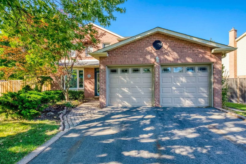 3031 Kilbride Crt, Mississauga, L5N 3C5 | Image 2
