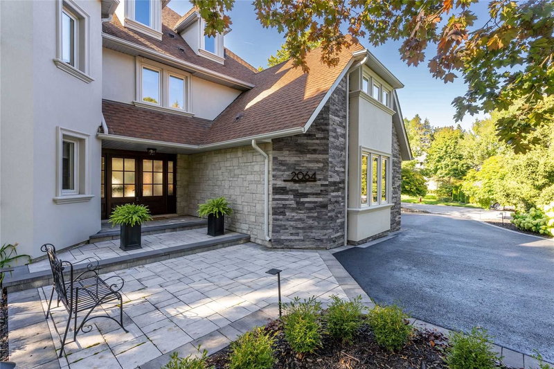 2064 Almira Crt, Mississauga, L5H 4A5 | Image 3