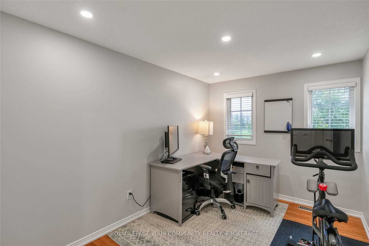Listing Image 15