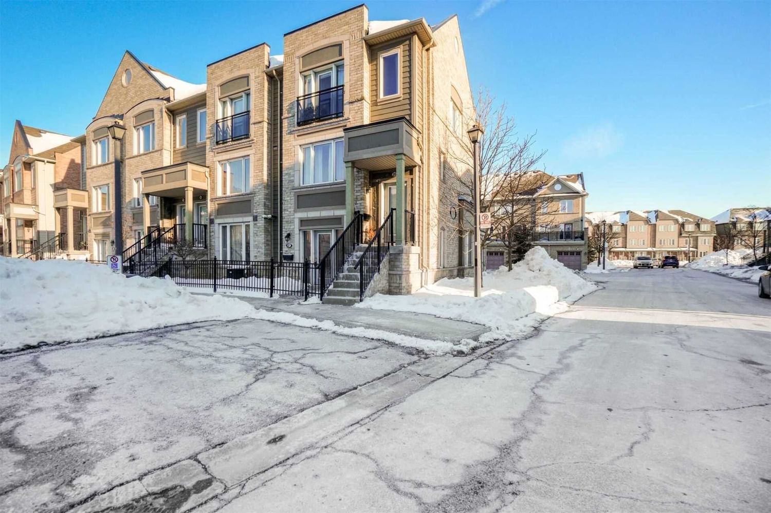 Townhouse leased at 87-3050 Erin Centre Boulevard, Mississauga, Churchill Meadows, L5M0P5 - MLS: W5786434