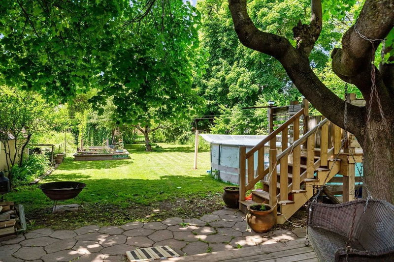 282 Maurice Dr, Oakville, L6K2X3 | Image 3