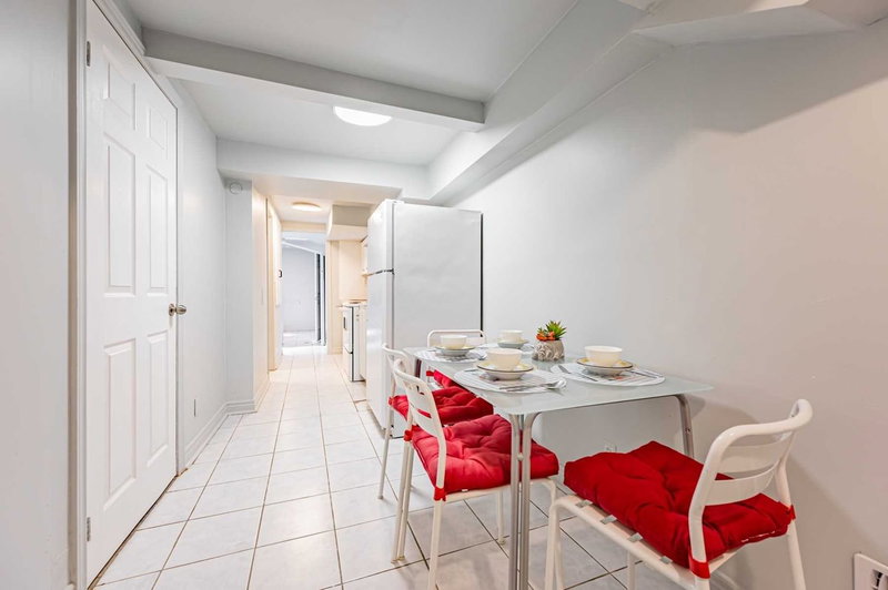 Lower - 47 Greendale Ave, Toronto, M6N4P4 | Image 2