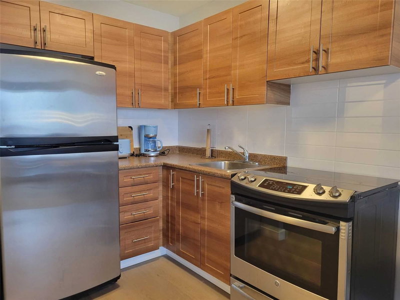 354 Marlee Ave W, Toronto, M6B3H8 | Image 3