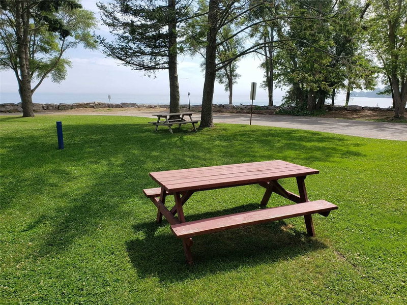 802 - 2663 Lake Shore Blvd W, Toronto, M8V1G7 | Image 2