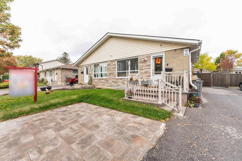 63 Newstead Cres, Brampton, L6V2A8 | Image 3