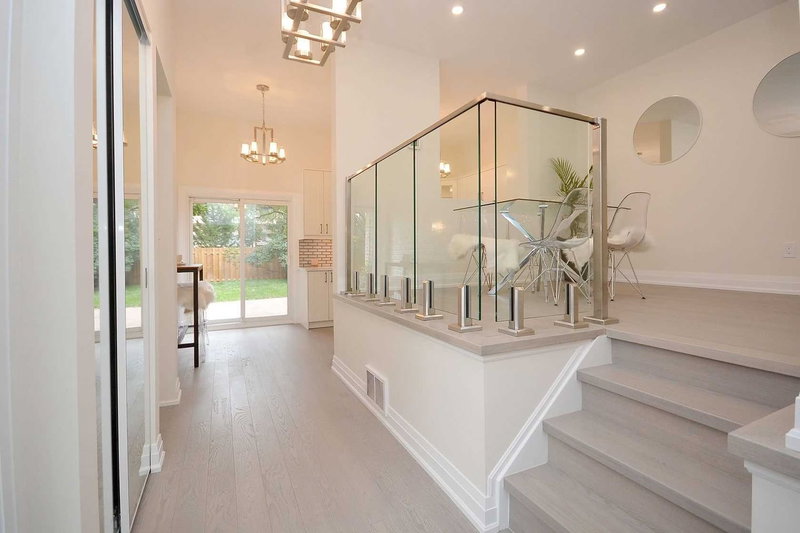 2912 Arvida Circ, Mississauga, L5N1R5 | Image 3