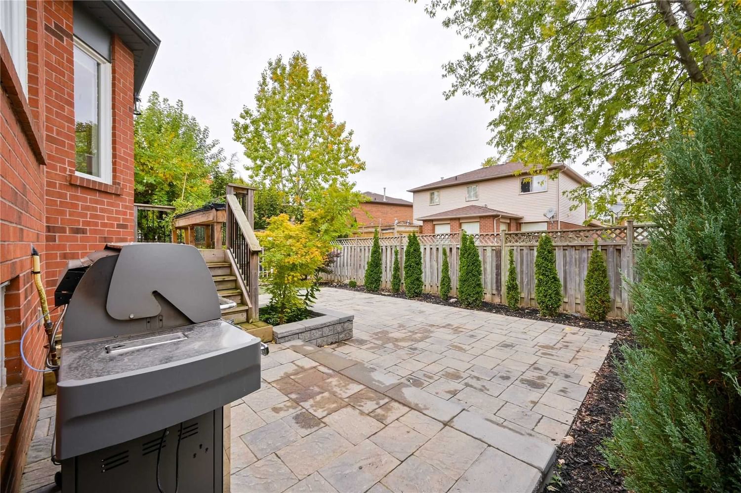 Listing Image 19