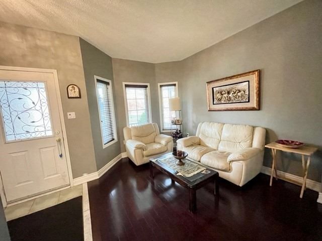 5969 Shelford Terr, Mississauga, L5M6K3 | Image 2