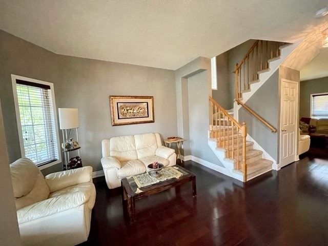 5969 Shelford Terr, Mississauga, L5M6K3 | Image 3