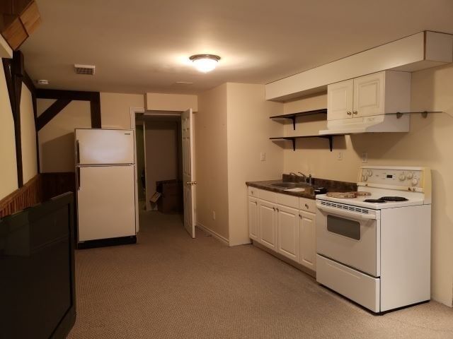 Bsmt - 3446 Woodhurst Cres, Mississauga, L5L1N4 | Image 2