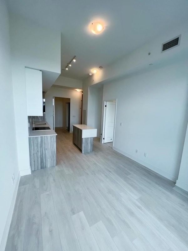 326 - 2485 Taunton Rd, Oakville, L6H3R8 | Image 3