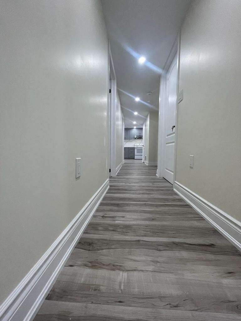 Lower - 29 Jay St, Brampton, L6Z 3V9 | Image 3