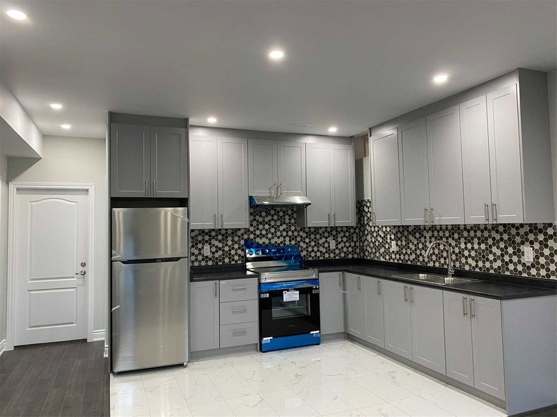 Bsmt2 - 18 Midmorning Rd, Brampton, L6X 5P7 | Image 3