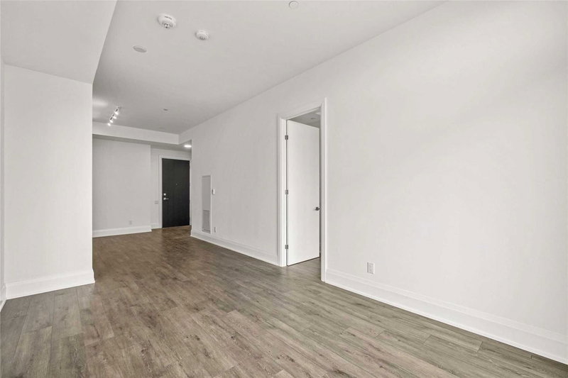 2005 - 20 Brin Dr, Toronto, M8X 0B2 | Image 2