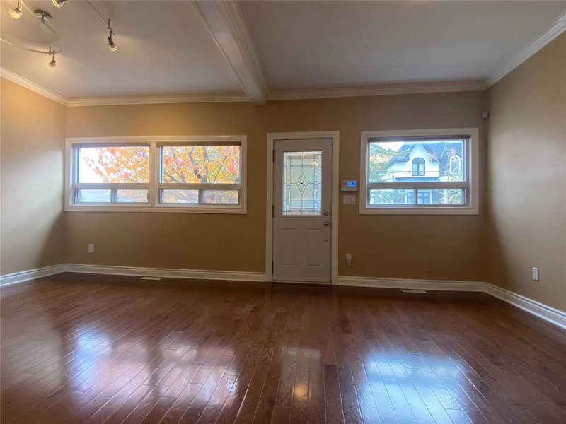 126 Sixteenth St, Toronto, M8V3K1 | Image 3