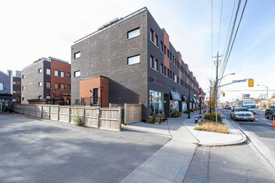 Townhouse sold at 1A-867 Wilson Avenue, Toronto, Ontario, M3K0A4 - Downsview-Roding-CFB - MLS: W5818958