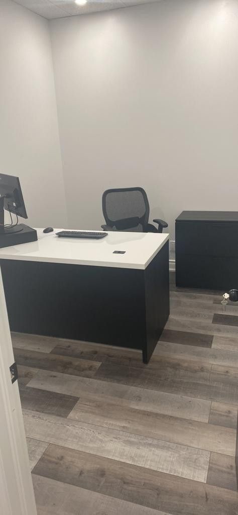 14 - 2470 Lucknow Dr, Mississauga, L5S 1J9 | Image 2