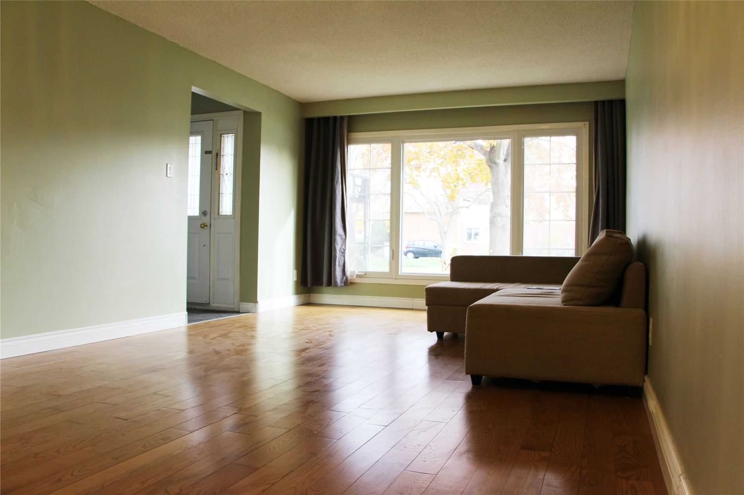 Semi-Detached House leased at 321 Montego Road, Mississauga, Cooksville, L5B 1C6 - MLS: W5822370