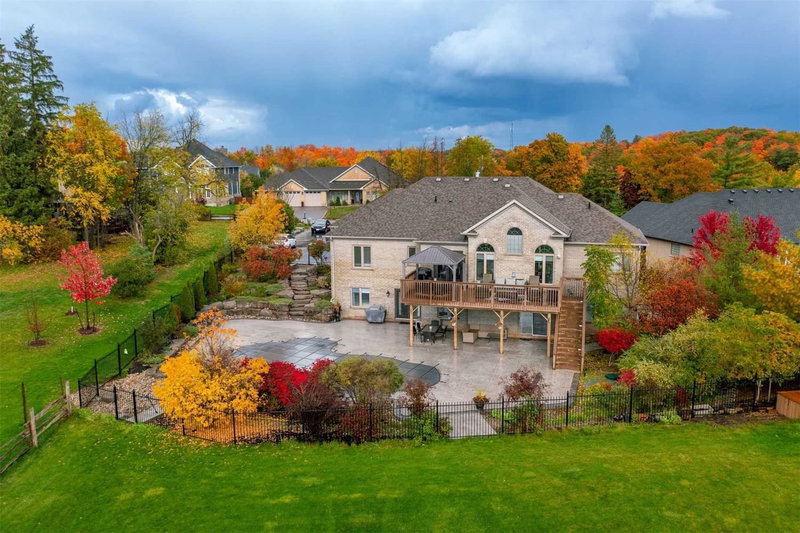 34 Isabella St, Caledon, L7C 1N7 | Image 2