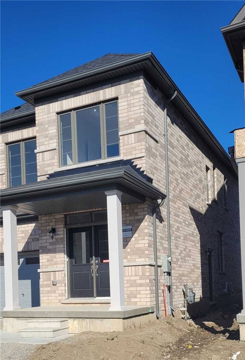 9 Truffle Crt, Brampton, L7A 5A6 | Image 2