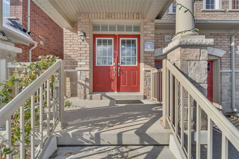 10 Eastlake Rd, Brampton, L7A3S2 | Image 2