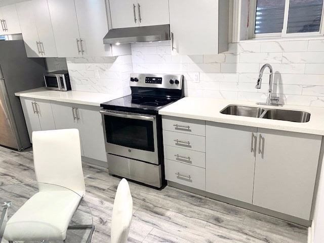 6421 Donway Dr, Mississauga, L5V 1J4 | Image 2