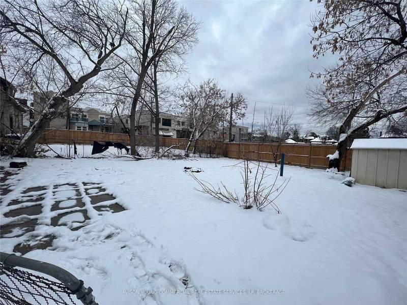 19 Pearl St, Mississauga, L5M 1X1 | Image 2