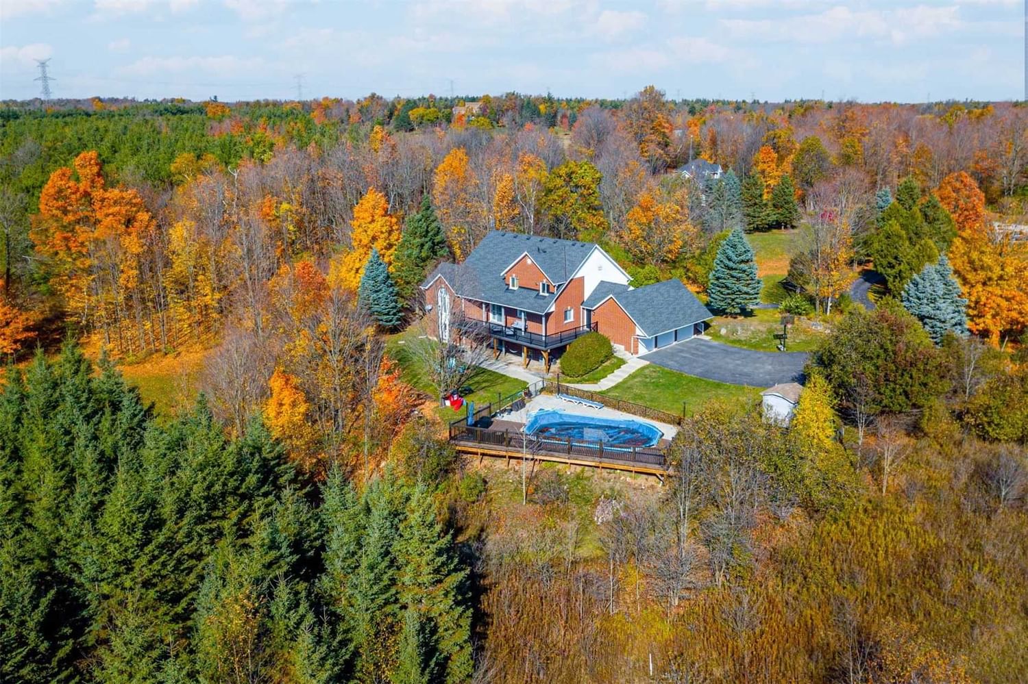 Detached House sold at 2420 Mohawk Trail, Milton, Ontario, L0P 1B0 - Campbellville - MLS: W5833706