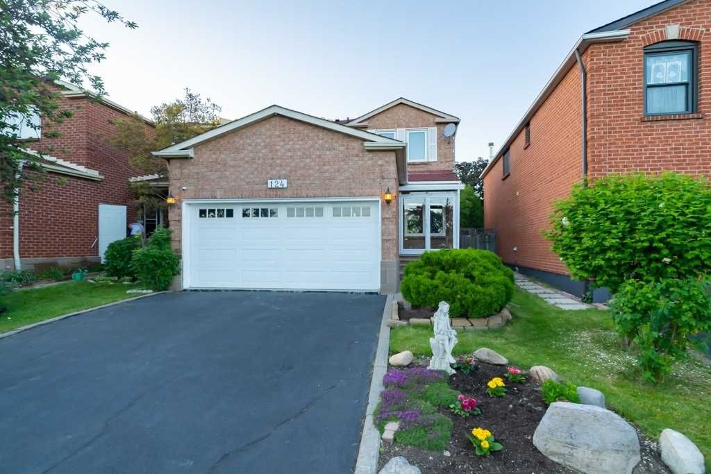 Detached House leased at 124 Macedonia Crescent, Mississauga, Fairview, L5B3J6 - MLS: W5836971