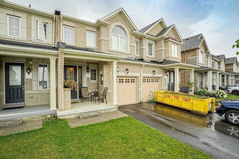 27 Hogan Manor Dr, Brampton, L7A4V3 | Image 3