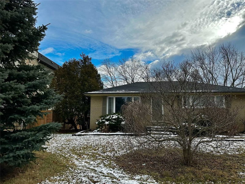 1350 Rebecca St, Oakville, L6L 1Z4 | Image 2