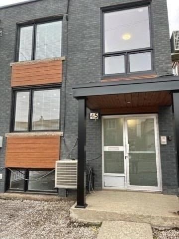 Townhouse leased at 1-45 Croham Road, Toronto, Briar Hill-Belgravia, M6E4X9 - MLS: W5838625