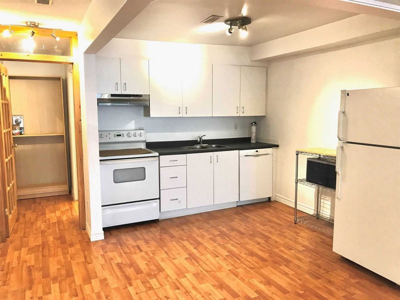 2963 Dundas St W, Toronto, M6P1Z2 | Image 3