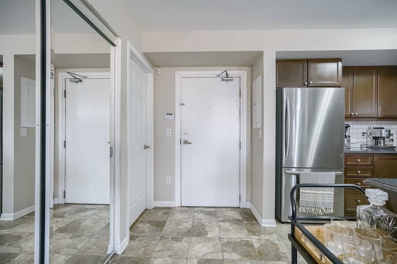 106 - 1045 Nadalin Hts, Milton, L9T8R5 | Image 3