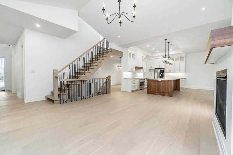 656 Bush St, Caledon, L7K 0E5 | Image 3