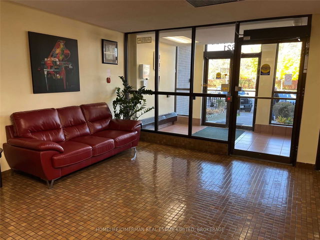 212 - 3621 Lakeshore Boulevard