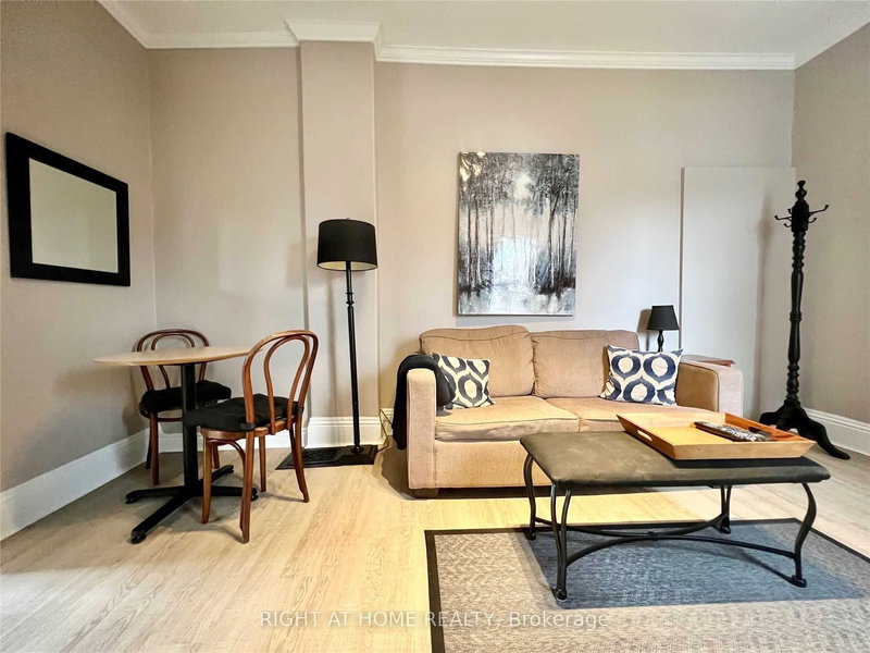 2 - 164 Trafalgar Rd, Oakville, L6J 3G6 | Image 2