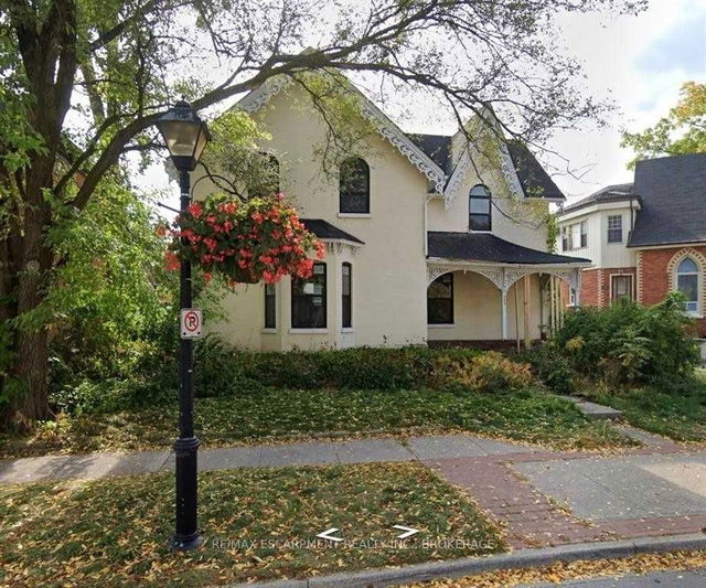 468 Locust Street