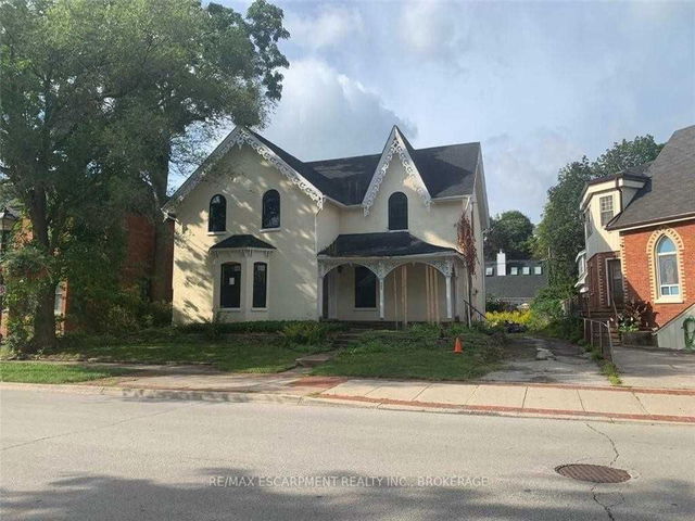 468 Locust Street