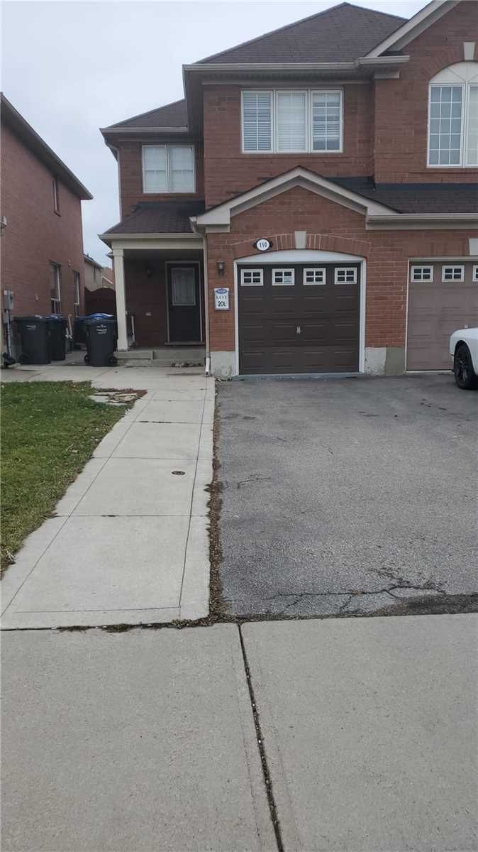 110 Dwyer Dr, Brampton, L6S0B4 | Image 2