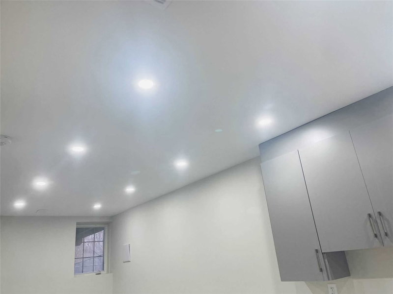 32 River Rock Crt, Brampton, L7A2N9 | Image 3