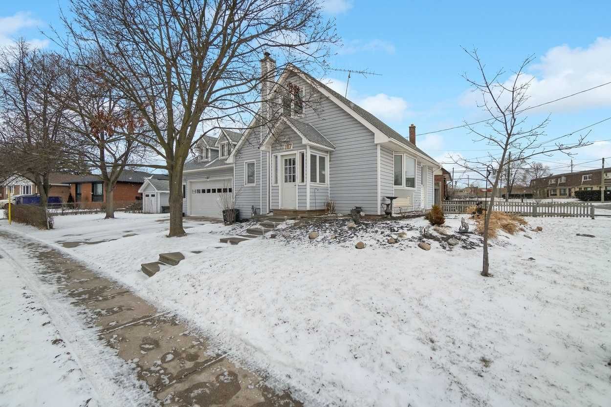 Listing Image 7