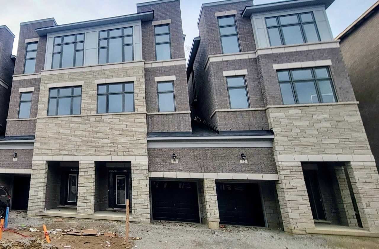 Townhouse leased at 10 Tarmola Park Court, Toronto, Humber Summit, M9L 0A6 - MLS: W5848140