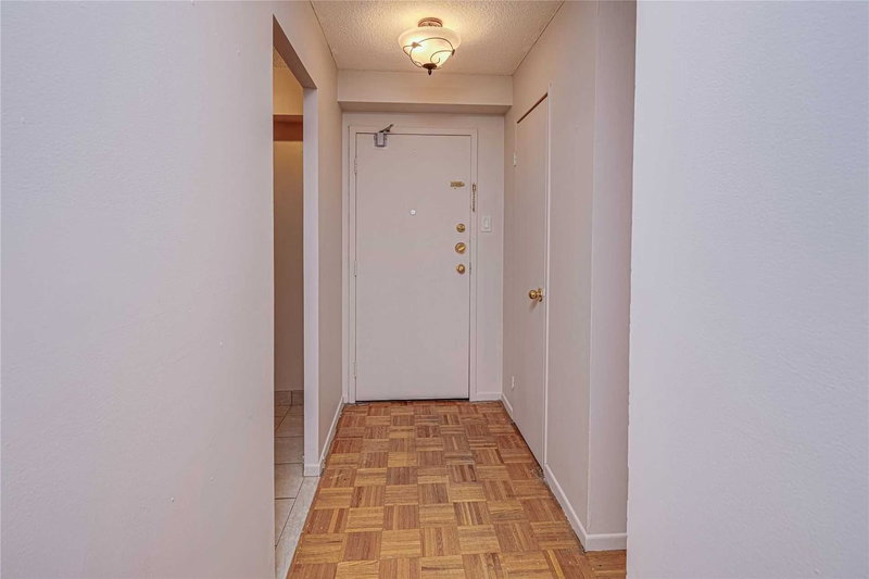 904 - 10 Tobermory Dr, Toronto, M3N 2Y5 | Image 2