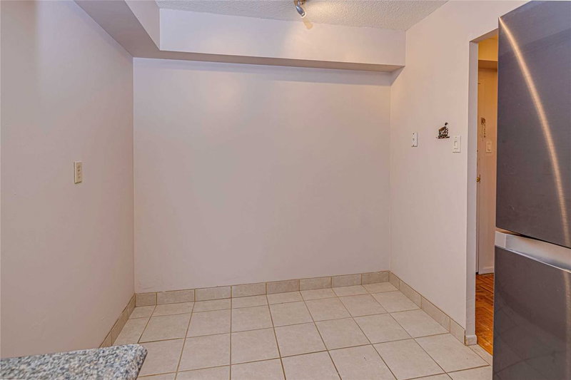 904 - 10 Tobermory Dr, Toronto, M3N 2Y5 | Image 3