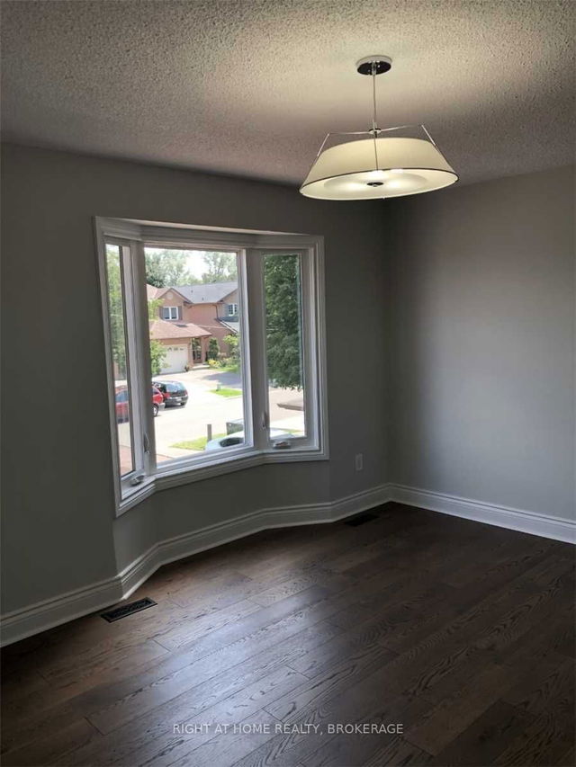 16 Mara Crescent